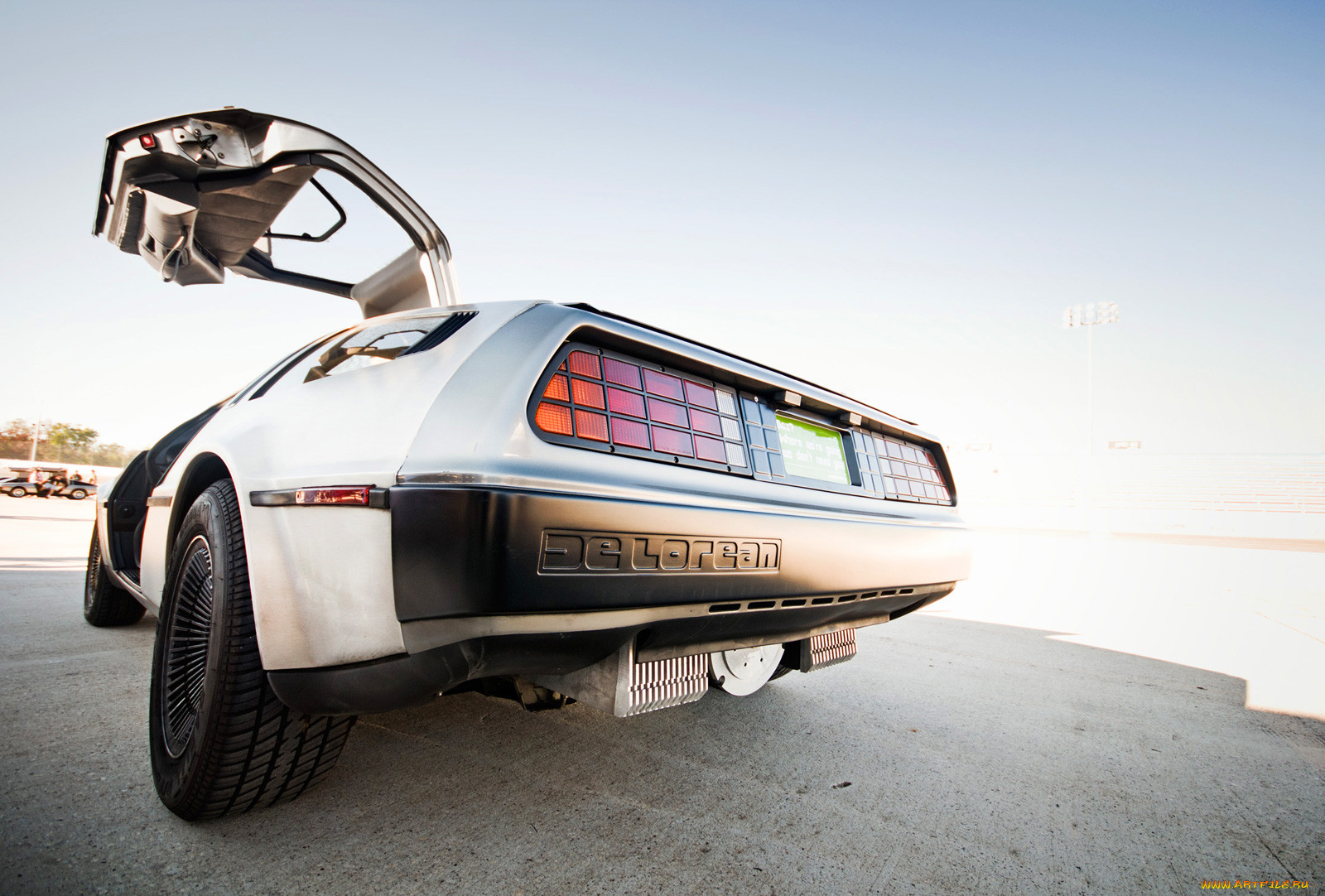 , dmc, delorean